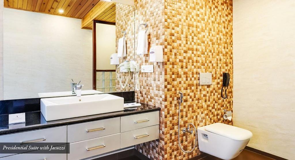 Sobralia Casino Resort & Spa Namchi Екстер'єр фото