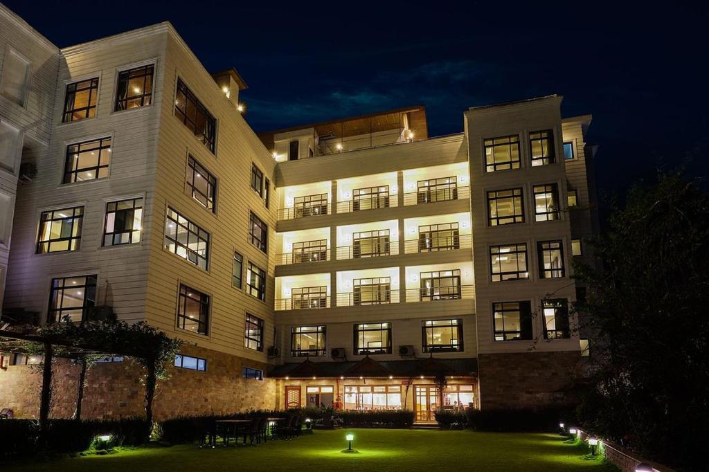 Sobralia Casino Resort & Spa Namchi Екстер'єр фото