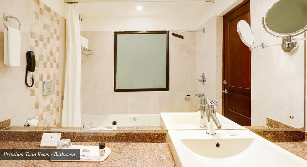 Sobralia Casino Resort & Spa Namchi Екстер'єр фото