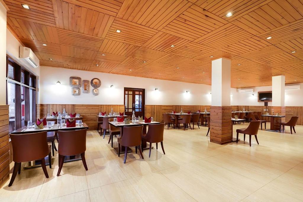 Sobralia Casino Resort & Spa Namchi Екстер'єр фото