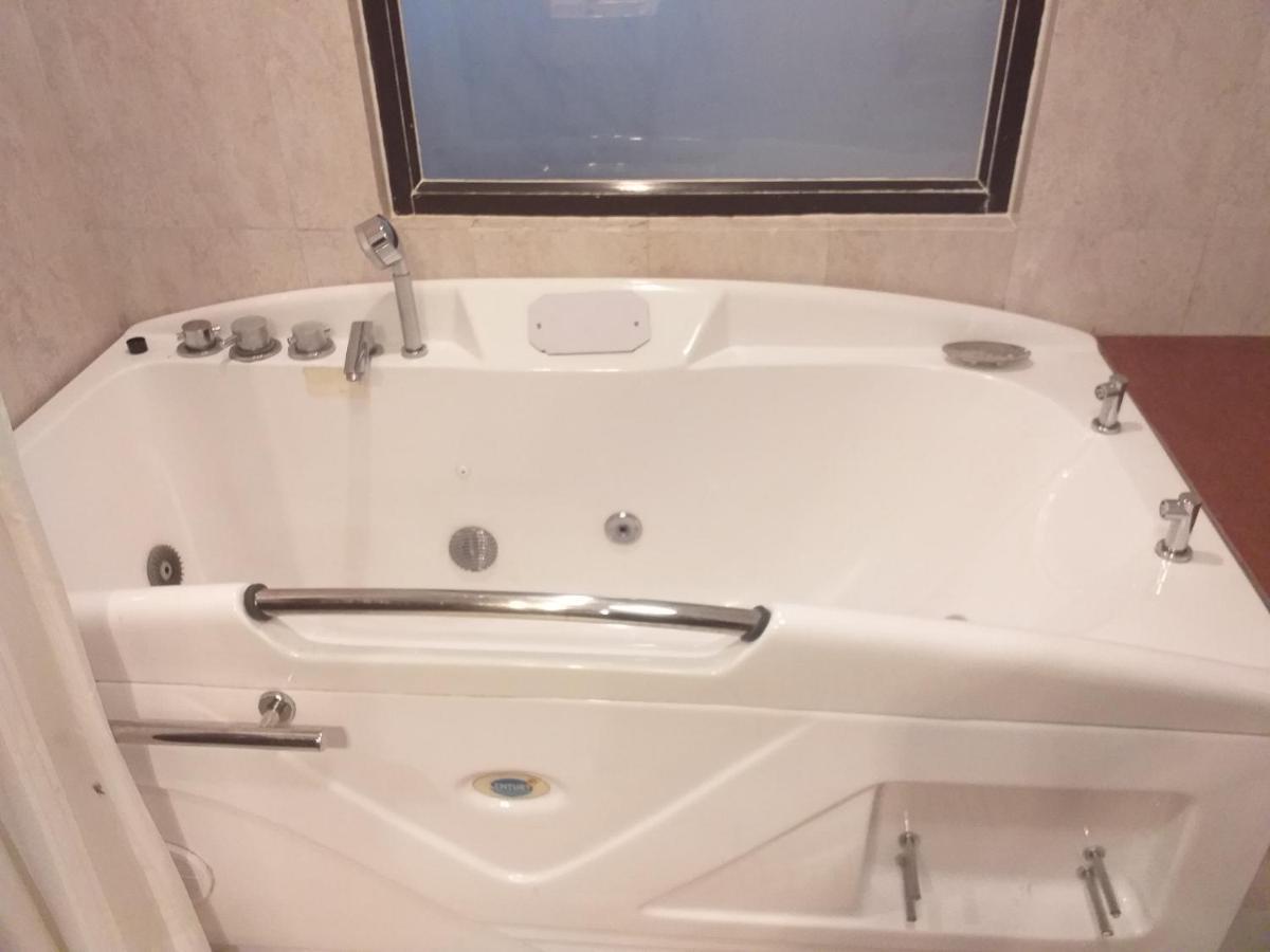 Sobralia Casino Resort & Spa Namchi Екстер'єр фото